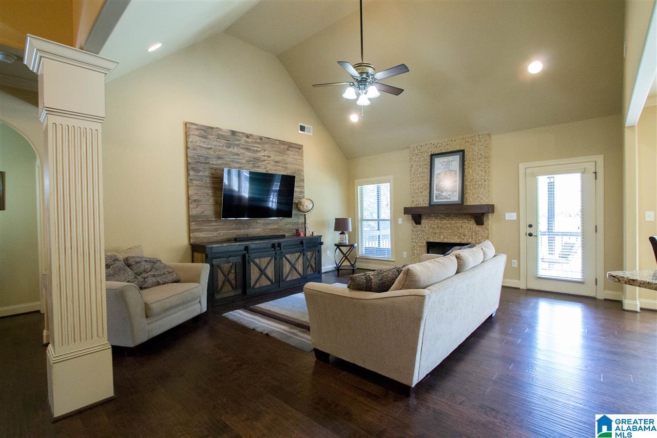 267 Strathaven Lane Pelham, AL 35124 - Photo 6 of 50 Gallery Image 6