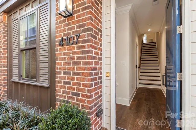 $899,900 | 4107 Selwyn Walk Court, Charlotte, NC 28209