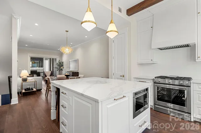 $899,900 | 4107 Selwyn Walk Court, Charlotte, NC 28209