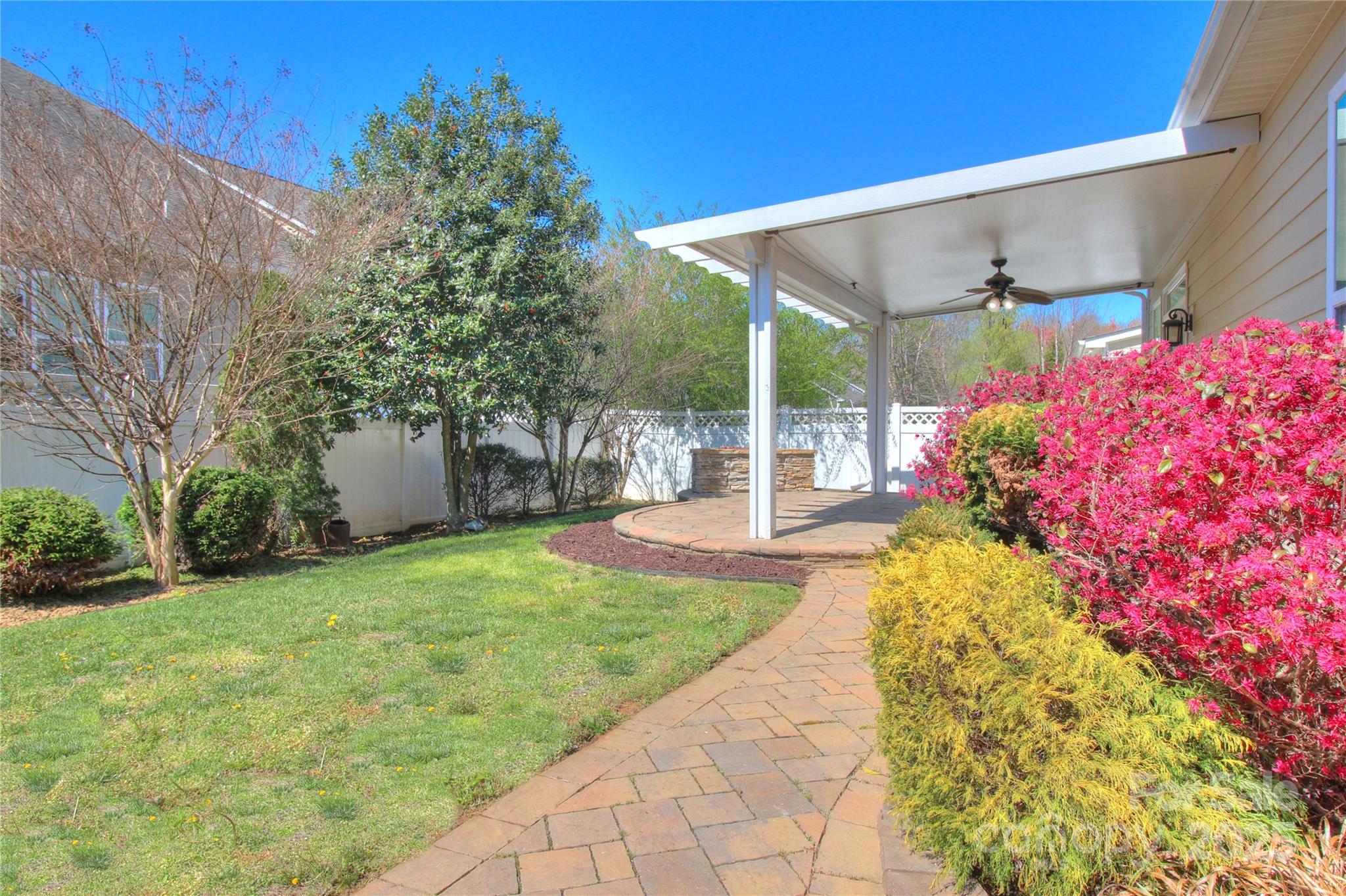 1012 Equipoise Drive Indian Trail, NC 28079 - Photo 28 of 31 a view of a backyard with garden