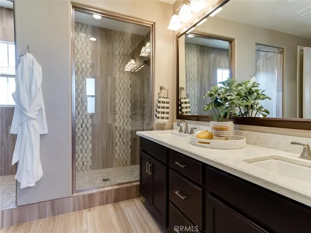 $1,765,000 | 214 Gaspar, Irvine, CA 92618