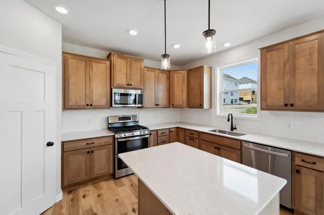 $649,990 | 6583 Bellflower Drive, Minnetrista, MN 55331