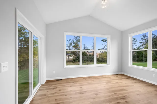 $667,585 | 6583 Bellflower Drive, Minnetrista, MN 55331