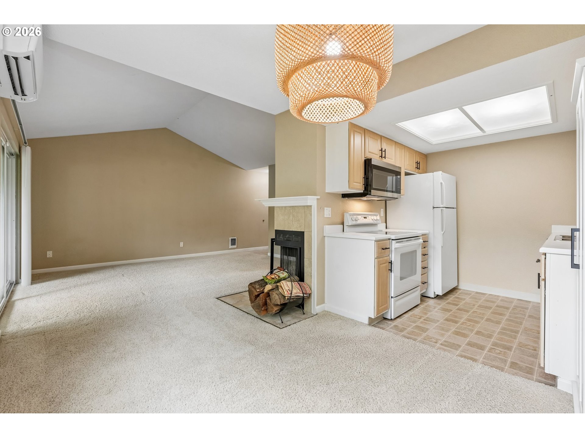 9490 Southwest 146th Terrace, Unit R8 Beaverton, OR 97007 - Photo 10 of 25