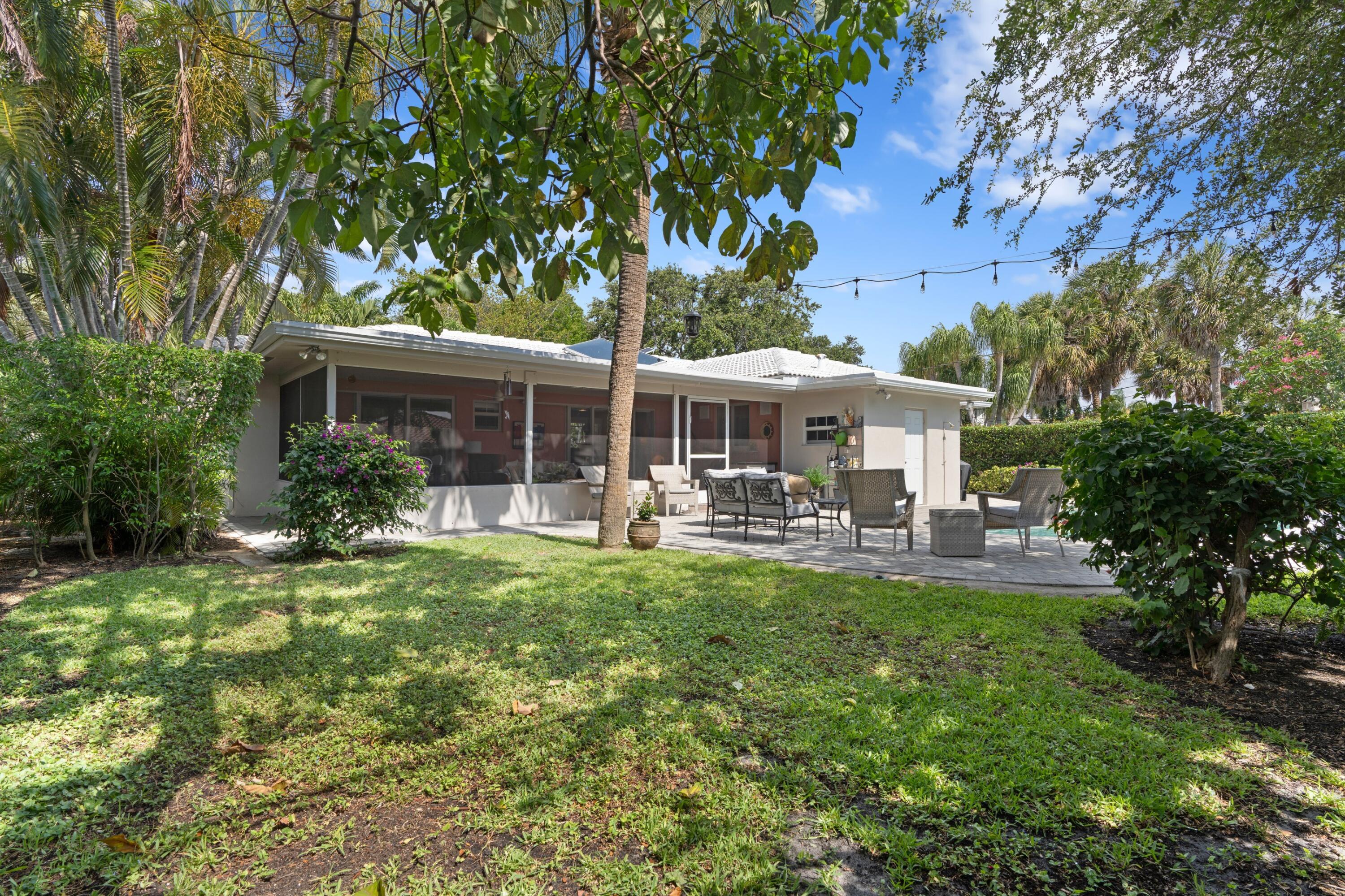 1052 Southwest 12th Terrace Boca Raton, FL 33486 - Photo 14 of 30 Backyard