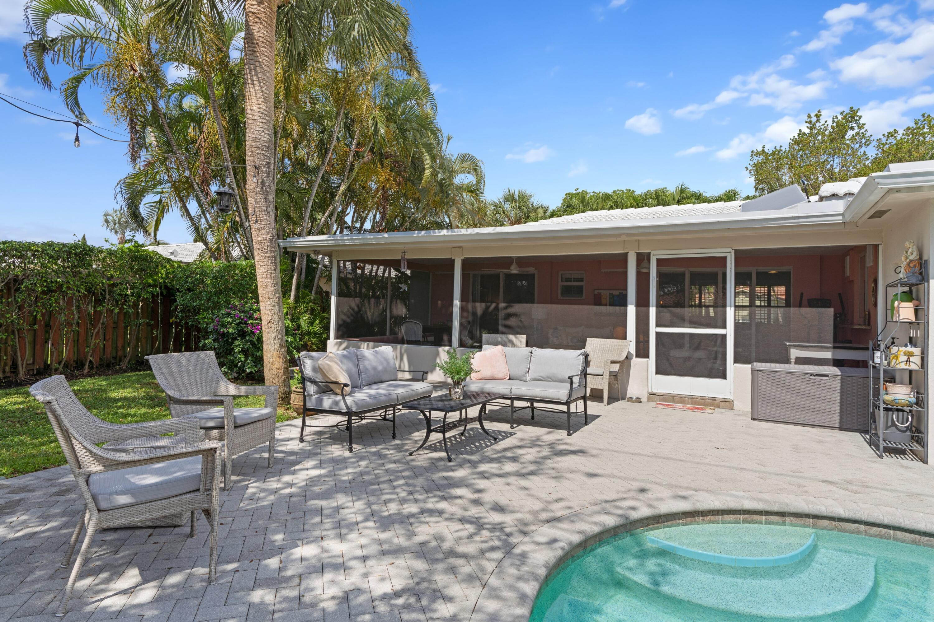 1052 Southwest 12th Terrace Boca Raton, FL 33486 - Photo 15 of 30 Open Patio