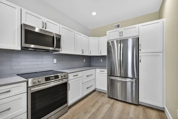 $3,600 | 10726 Pelican Drive, Wellington, FL 33414
