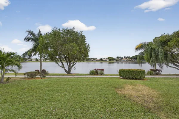 $3,600 | 10726 Pelican Drive, Wellington, FL 33414