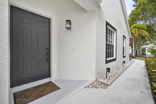 $3,600 | 10726 Pelican Drive, Wellington, FL 33414