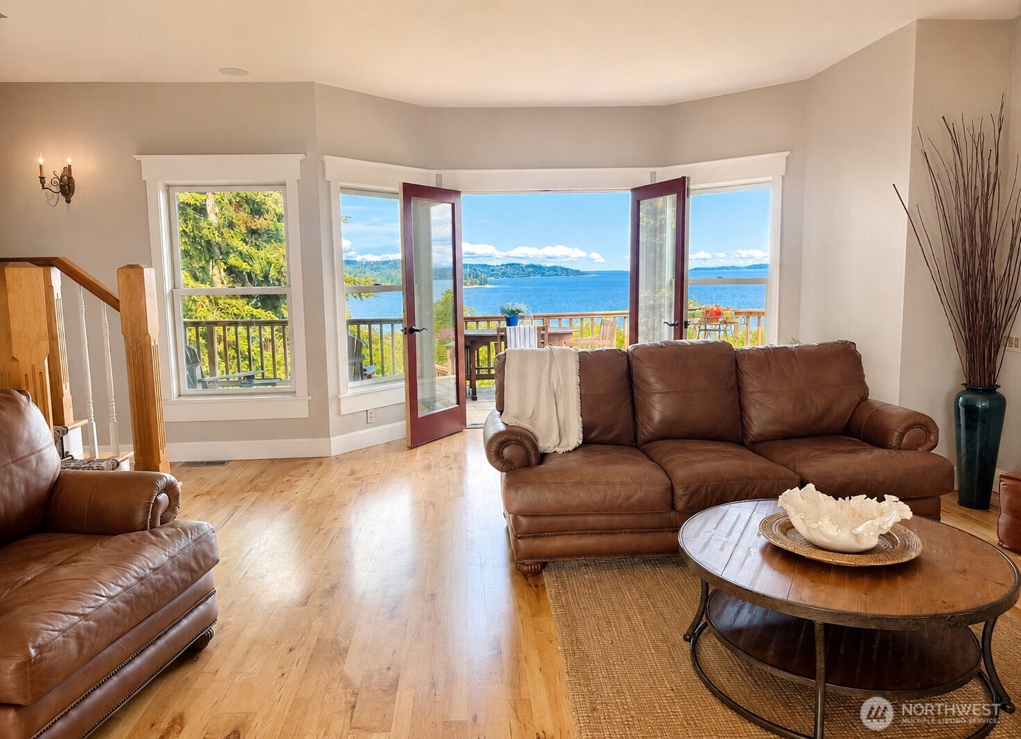 6838 Southwest Maury Park Road Vashon, WA 98070 - Photo 2 of 40 Gallery Image 2