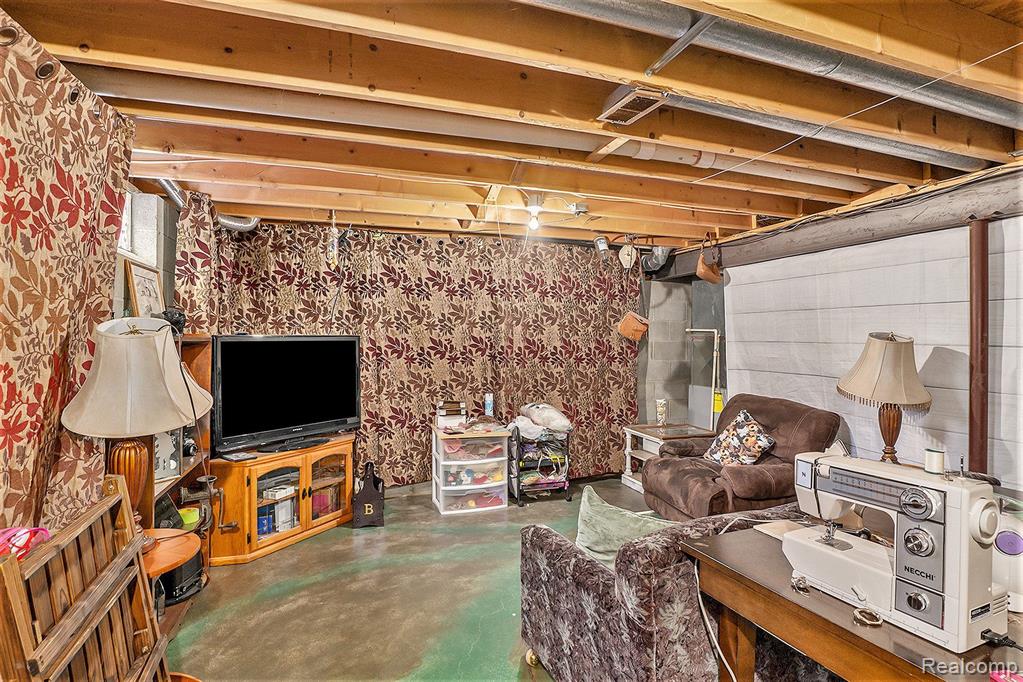7186 Carpenter Road Flushing, MI 48433 - Photo 20 of 32