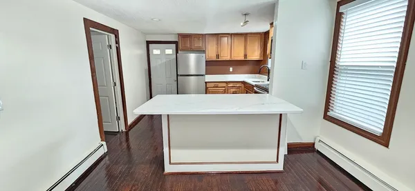 $2,200 | 21 Central Street, Unit 2, Whitman, MA 02382