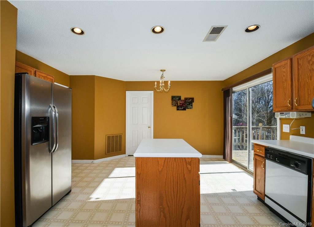 1728 Pine Mountain Road Charlotte, NC 28214 - Photo 12 of 25