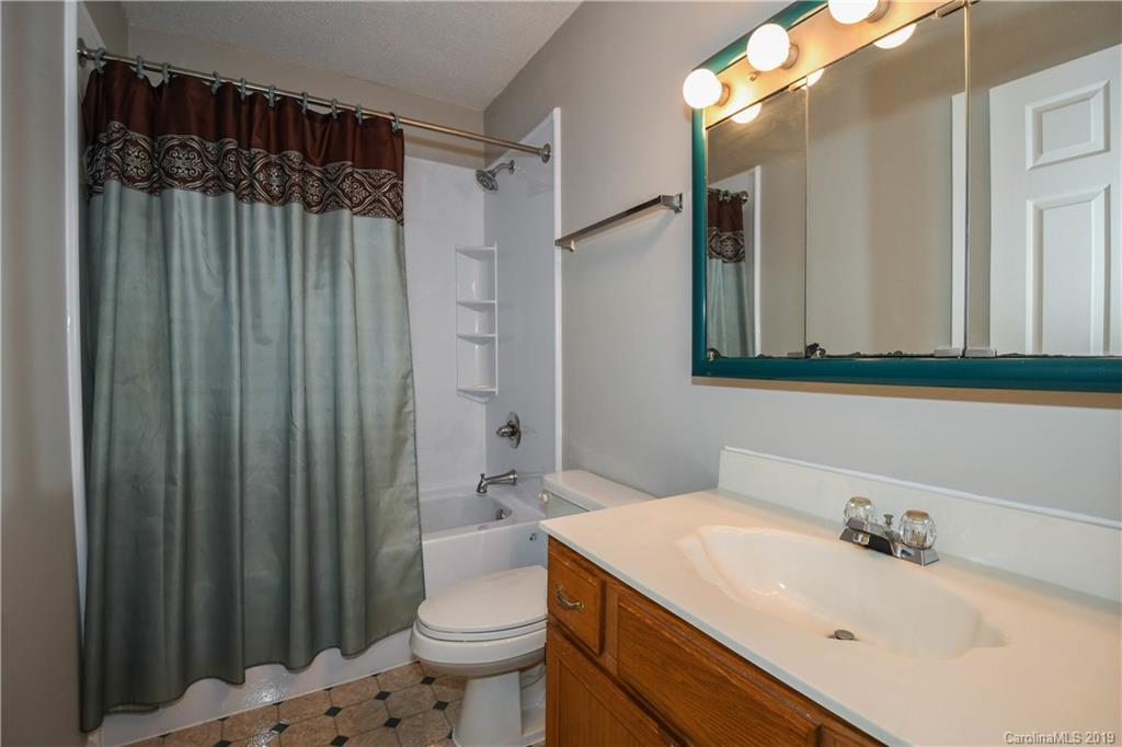 1728 Pine Mountain Road Charlotte, NC 28214 - Photo 22 of 25