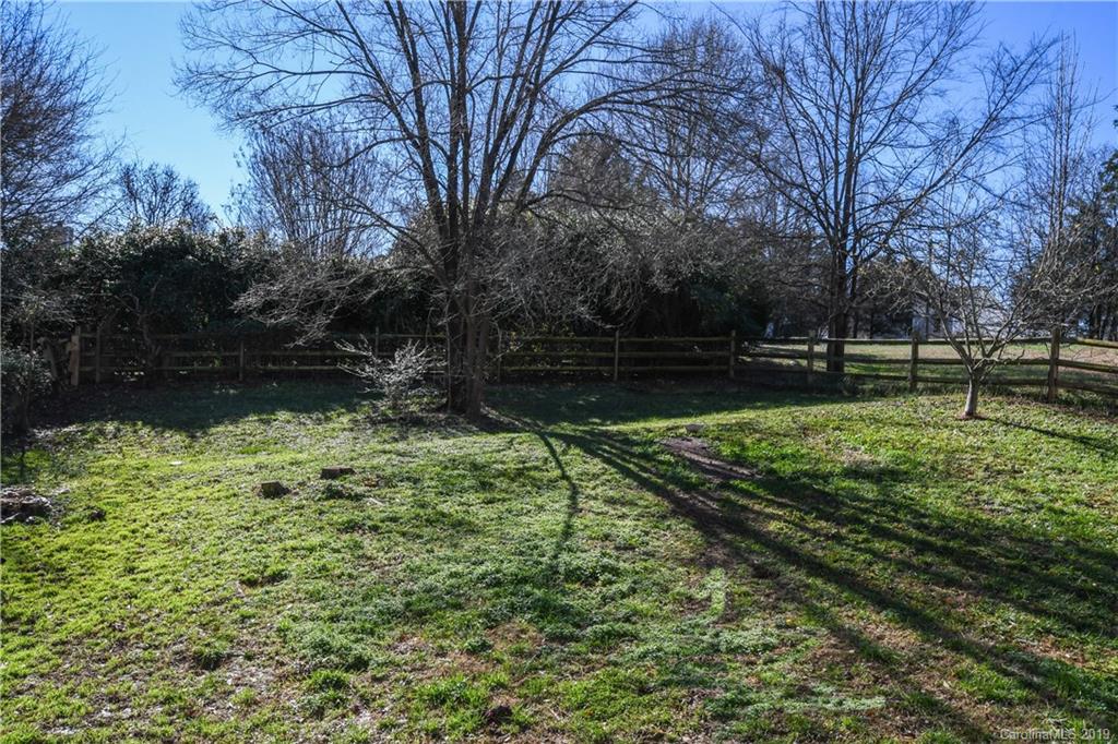 1728 Pine Mountain Road Charlotte, NC 28214 - Photo 24 of 25