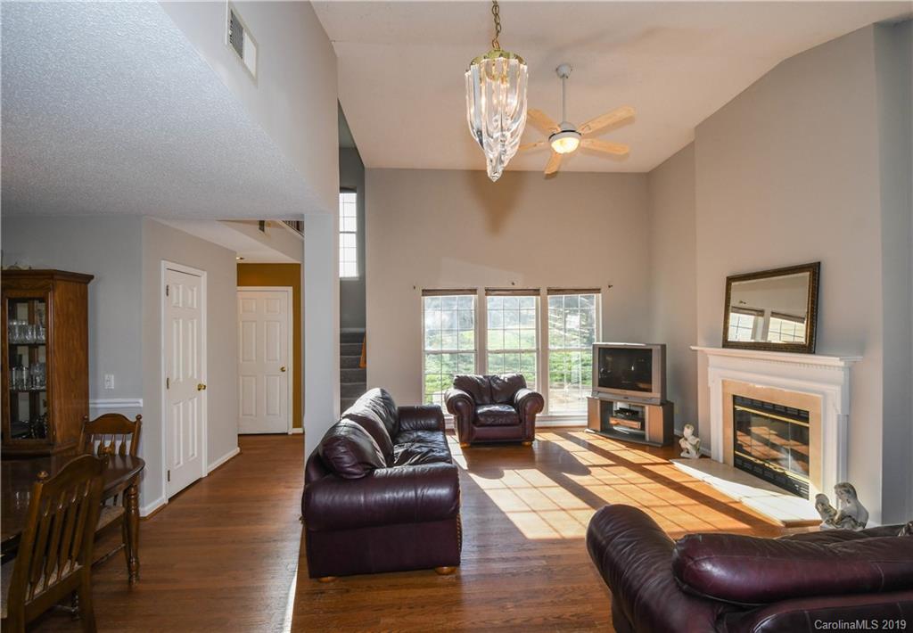 1728 Pine Mountain Road Charlotte, NC 28214 - Photo 4 of 25