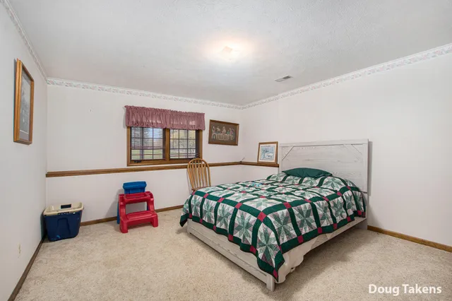 $295,000 | 8750 Lindsey Lane Southwest, Byron Center, MI 49315