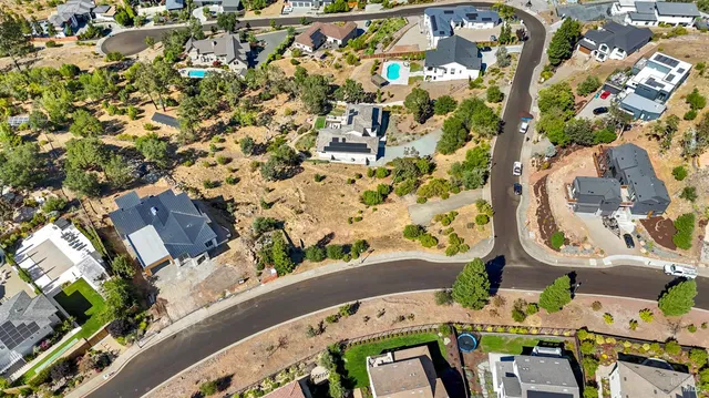 $325,000 | 3931 Shelter Glen Way, Santa Rosa, CA 95404