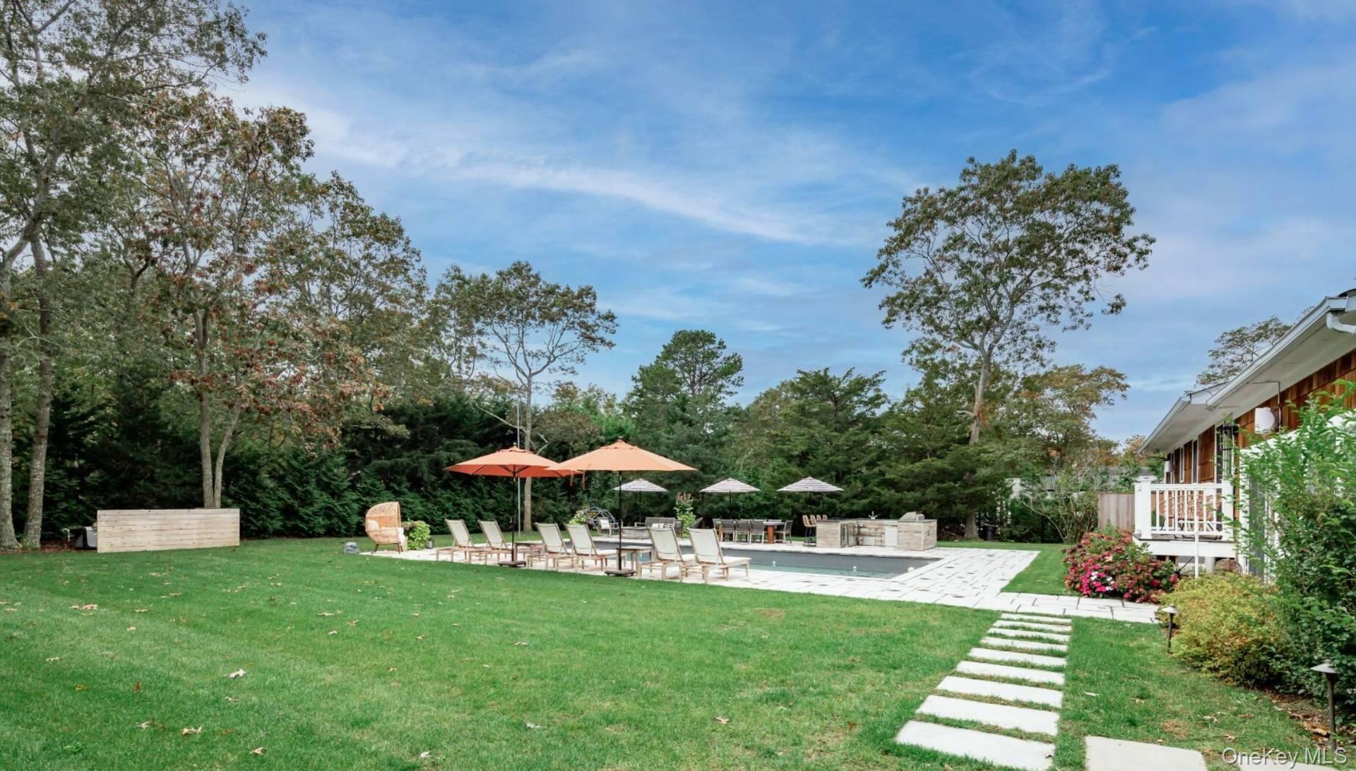 45 Sherwood Road Hampton Bays, NY 11946 - Photo 1 of 33