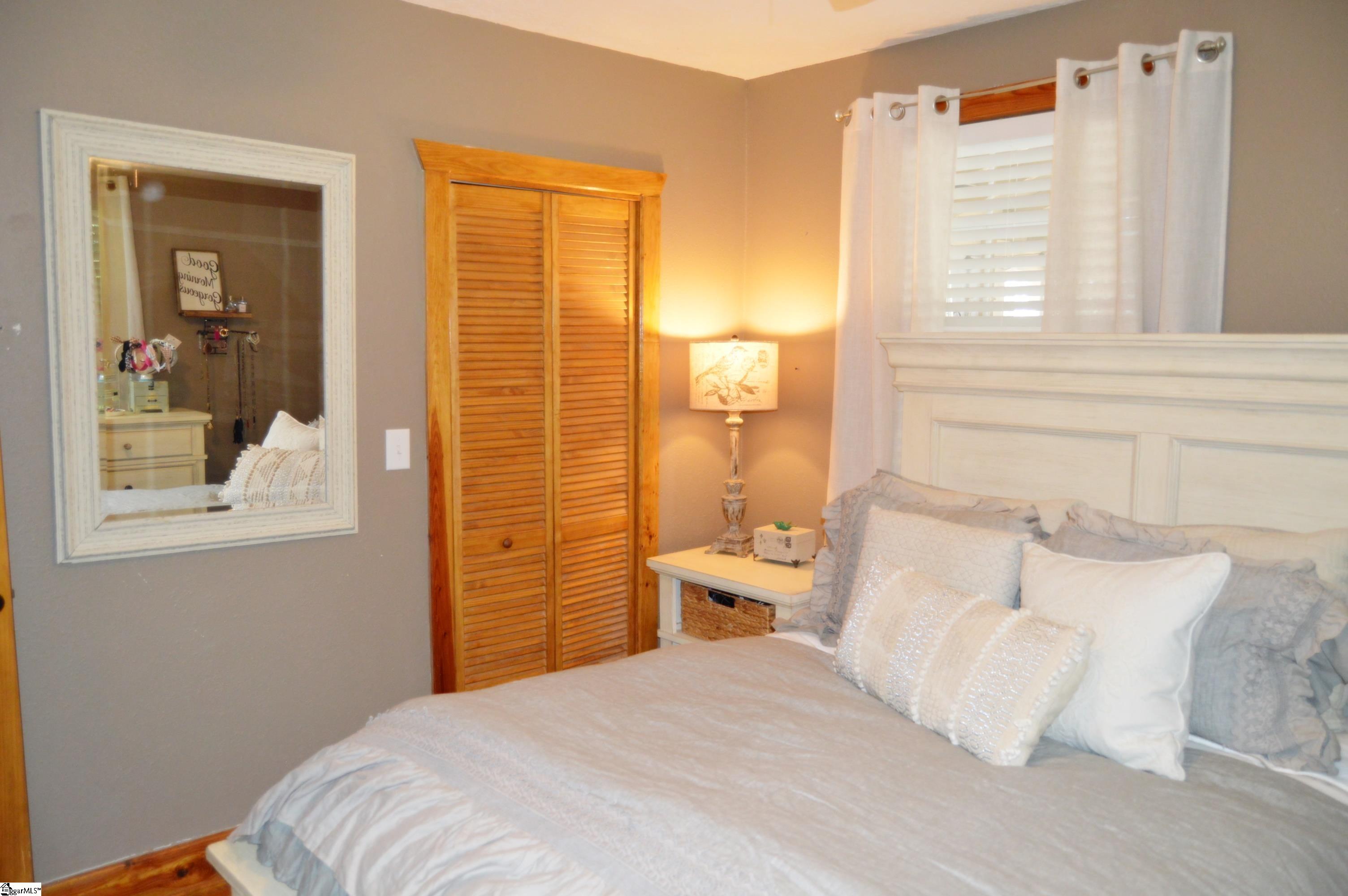 220 Motor Boat Club Road Greenville, SC 29611 - Photo 15 of 29 Gallery Image 15