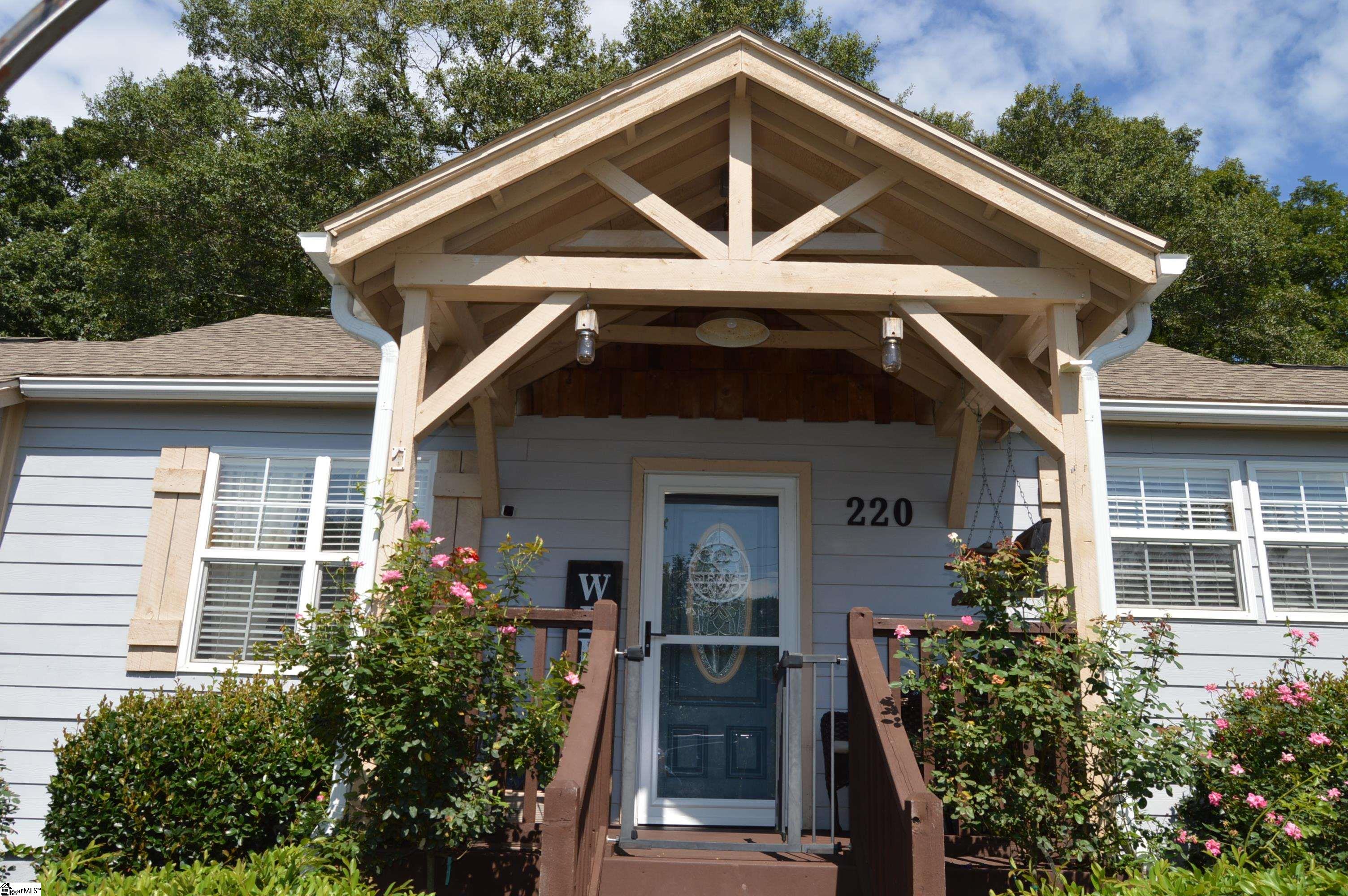 220 Motor Boat Club Road Greenville, SC 29611 - Photo 3 of 29 Gallery Image 3
