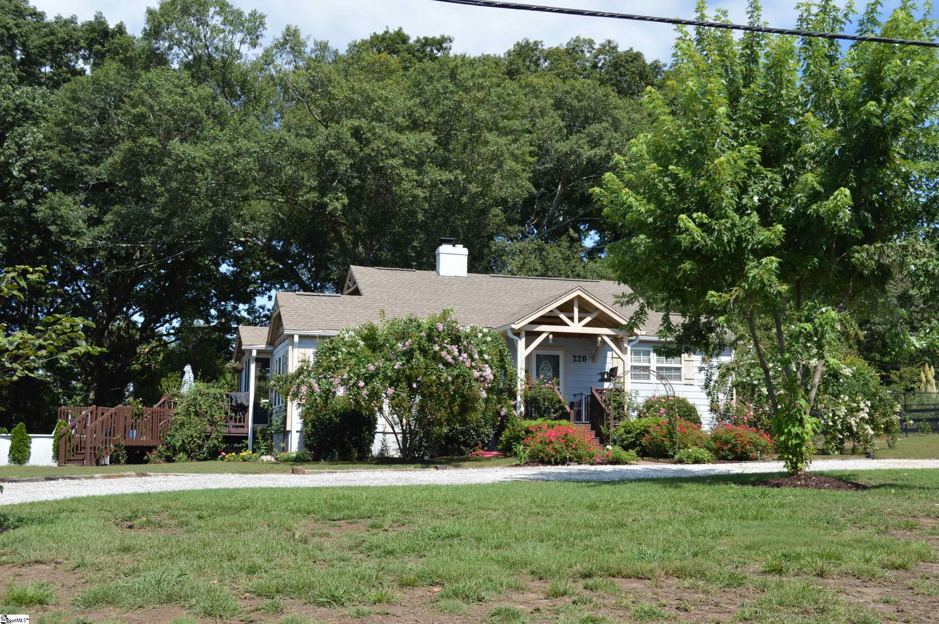 220 Motor Boat Club Road Greenville, SC 29611 - Photo 27 of 29 Gallery Image 27
