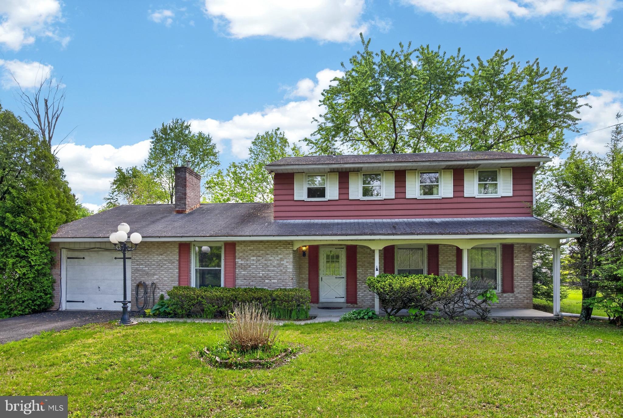 314 Neiffer Road Schwenksville, PA 19473 - Photo 48 of 59 Front Exterior