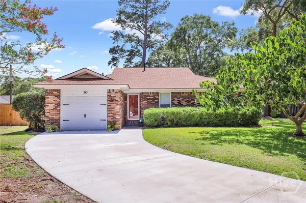 $3,200 | 10 Wyckfield Court, Savannah, GA 31410