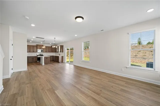 $399,900 | 2389 Robbins Perch W Court, Kernersville, NC 27284