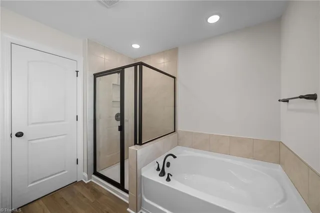 $399,900 | 2389 Robbins Perch W Court, Kernersville, NC 27284