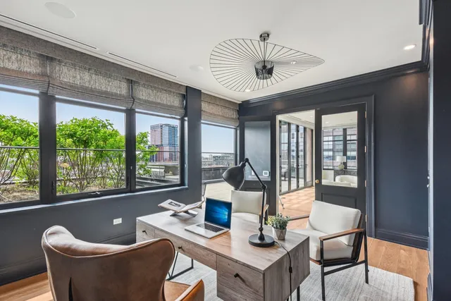 $4,225,000 | 1109 West Washington Boulevard, Unit 8A, Chicago, IL 60607
