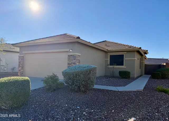 $2,400 | 1623 West Owens Way, Anthem, AZ 85086