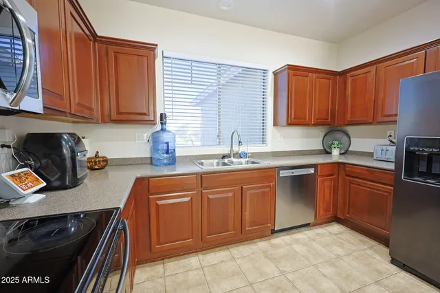 $2,400 | 1623 West Owens Way, Anthem, AZ 85086