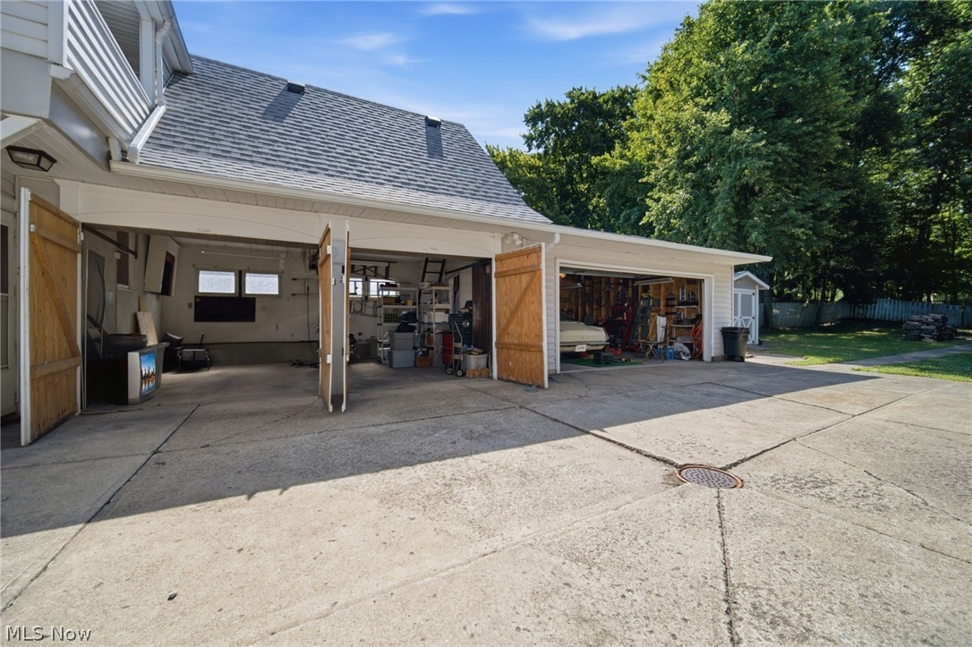 5003 West Ridgewood Drive Parma, OH 44134 - Photo 20 of 25 Loads of parking and room to roam!!!
