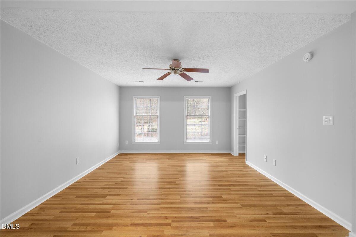 4219 Arbutus Drive Raleigh, NC 27612 - Photo 38 of 53 32-ISAB5585