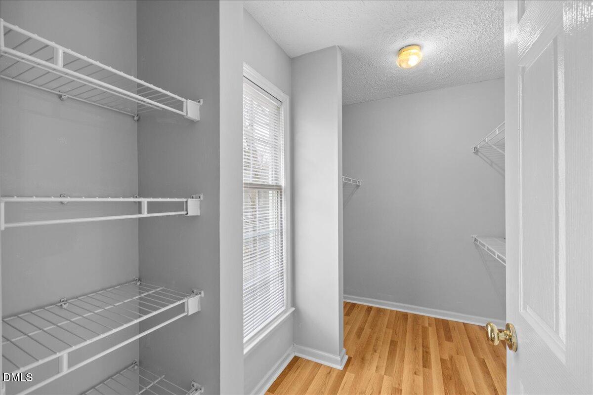 4219 Arbutus Drive Raleigh, NC 27612 - Photo 41 of 53 34-ISAB5591