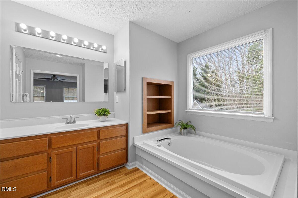 4219 Arbutus Drive Raleigh, NC 27612 - Photo 43 of 53 36-ISAB5597