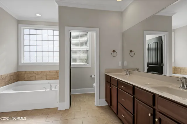 $3,000 | 804 Ovates Lane, Wilmington, NC 28409