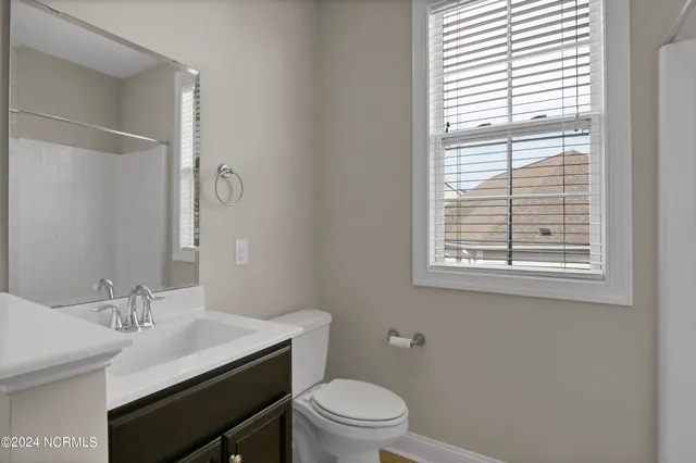 $3,000 | 804 Ovates Lane, Wilmington, NC 28409