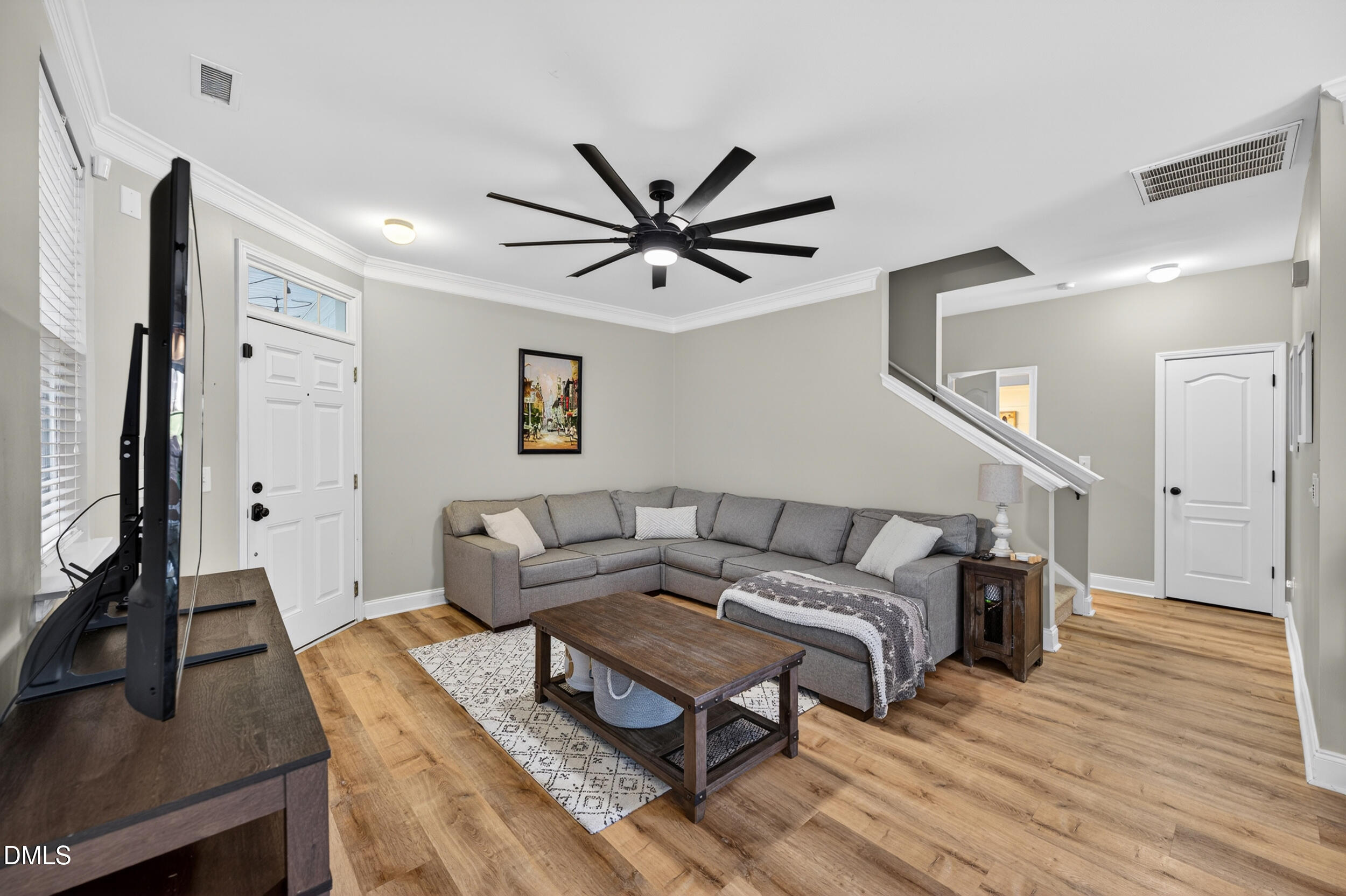 6 -181 steam engine way, interior