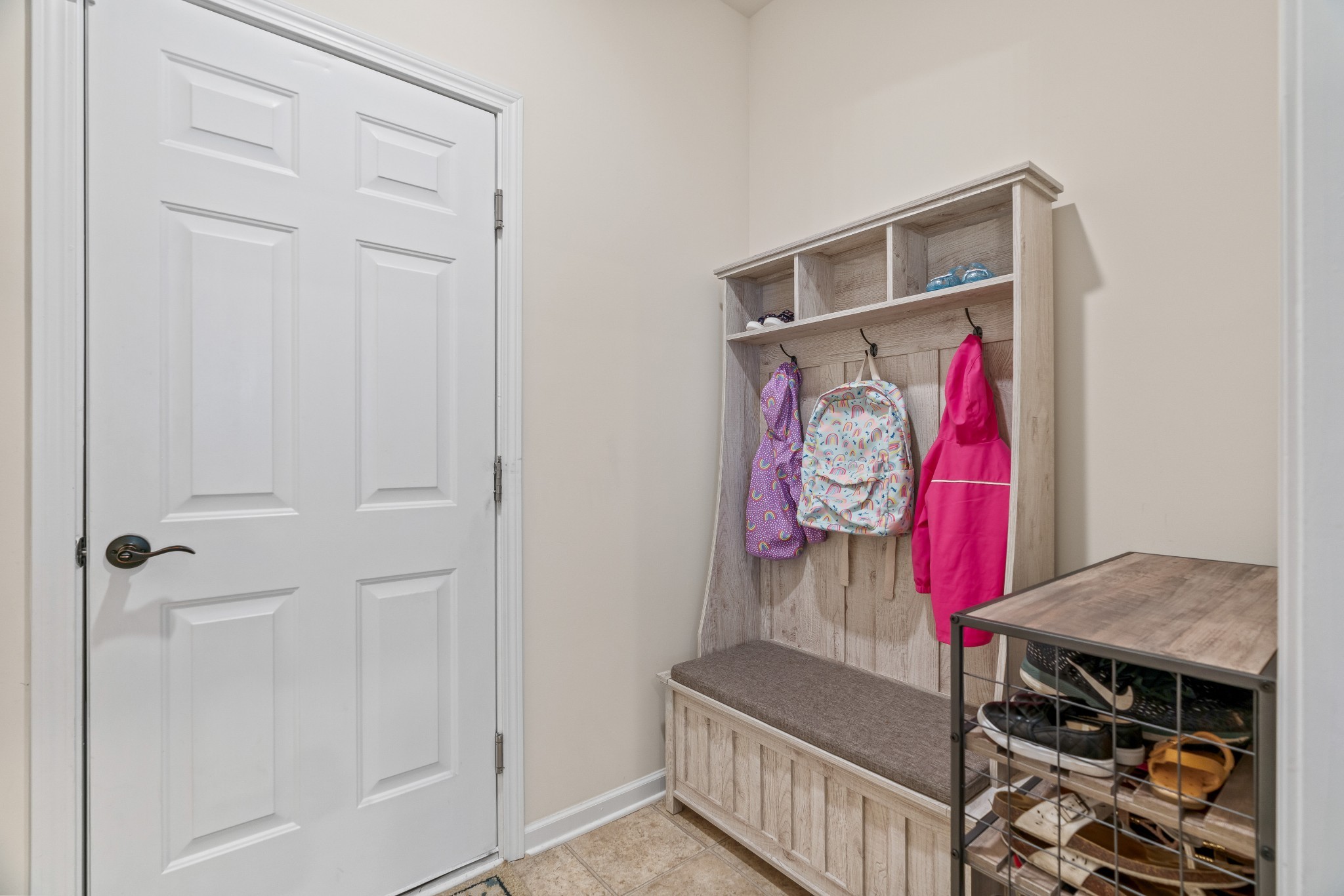 1432 Old Stone Road Lebanon, TN 37087 - Photo 21 of 55 a view of an entryway with table and workspace