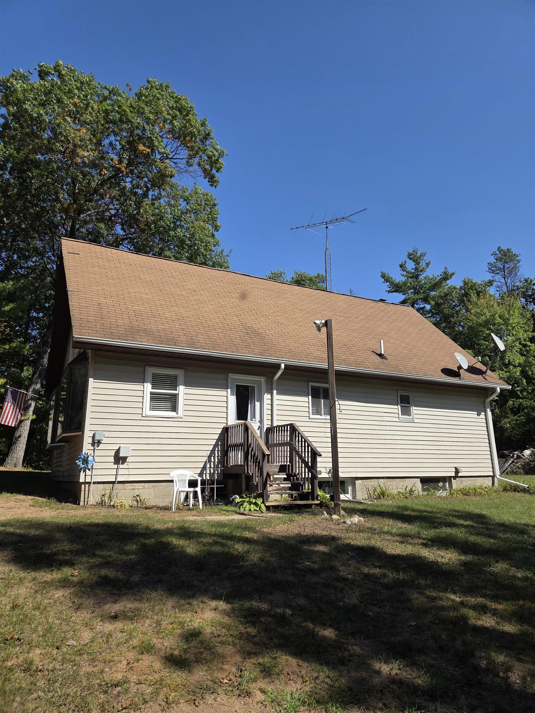 N10280 Deer Lake Road Crivitz, WI 54114 - Photo 2 of 45