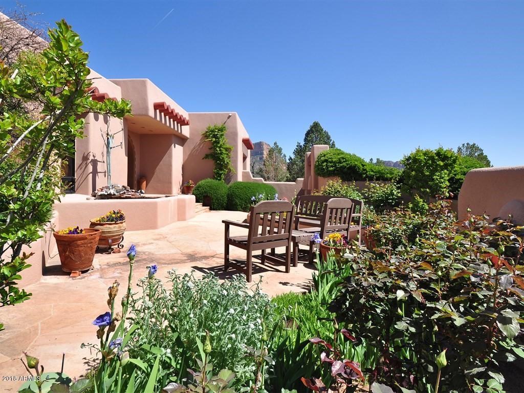 814 West Chapel Road Sedona, AZ 86336 - Photo 13 of 50 A Serene Place to Reflect