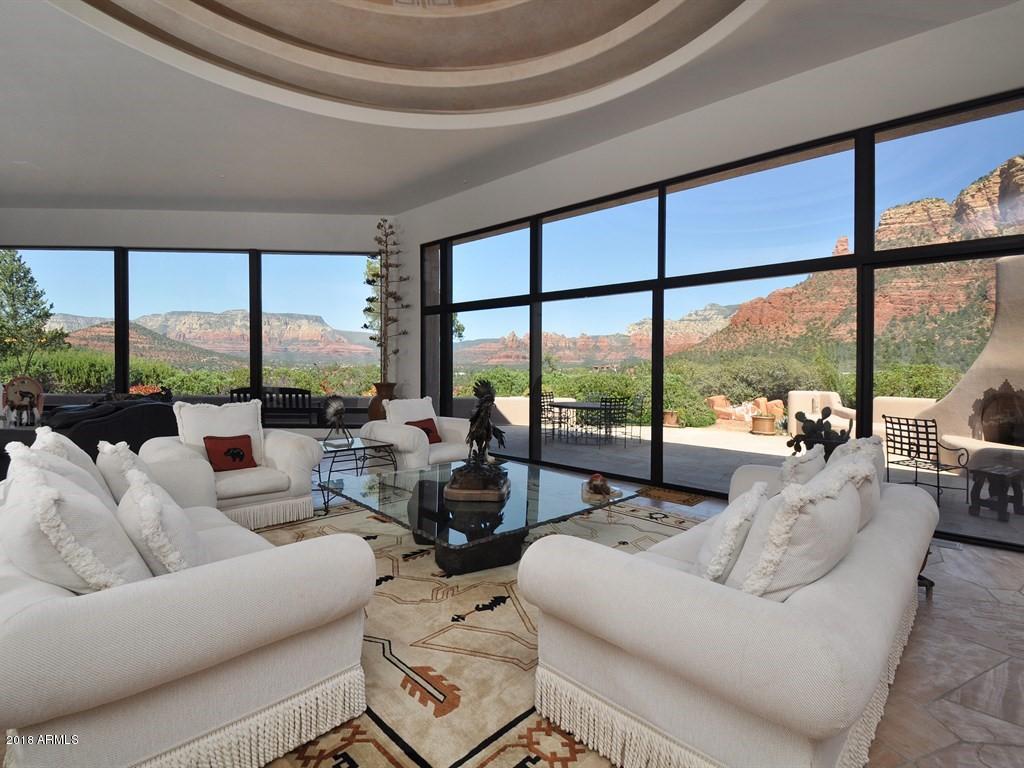 814 West Chapel Road Sedona, AZ 86336 - Photo 16 of 50 Floor to Ceiling View Windows