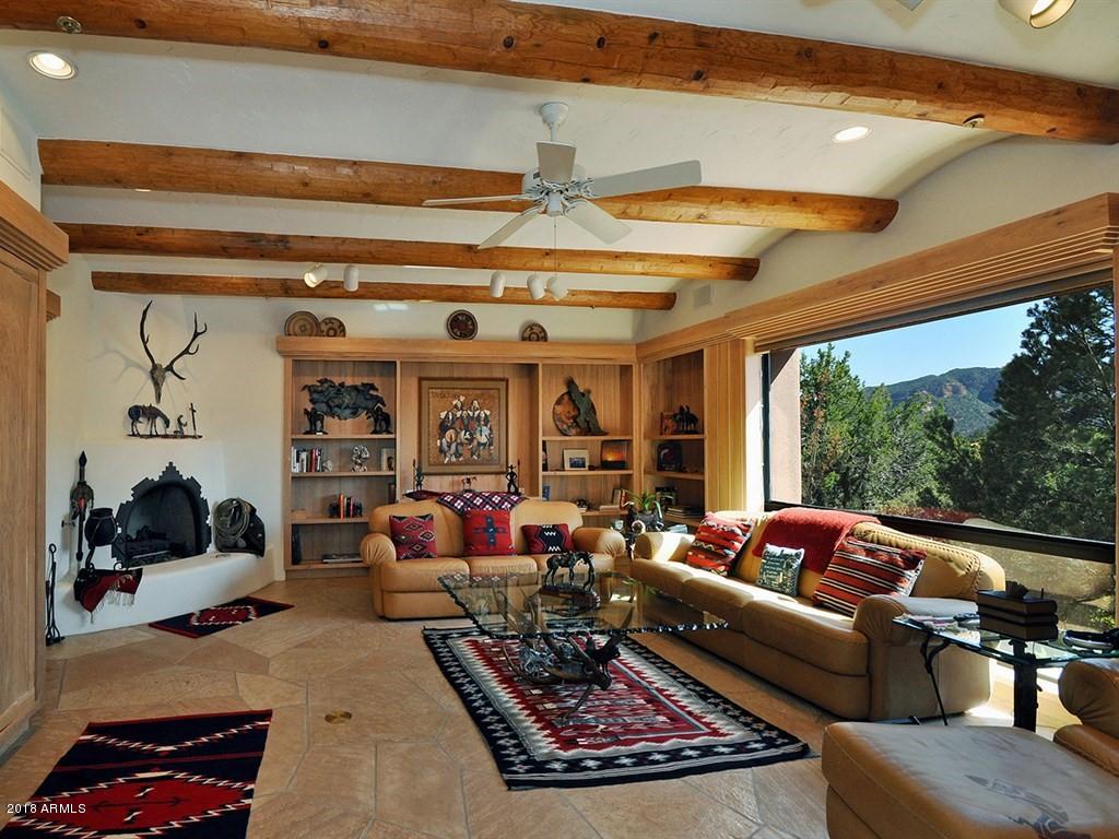 814 West Chapel Road Sedona, AZ 86336 - Photo 23 of 50 Private Den