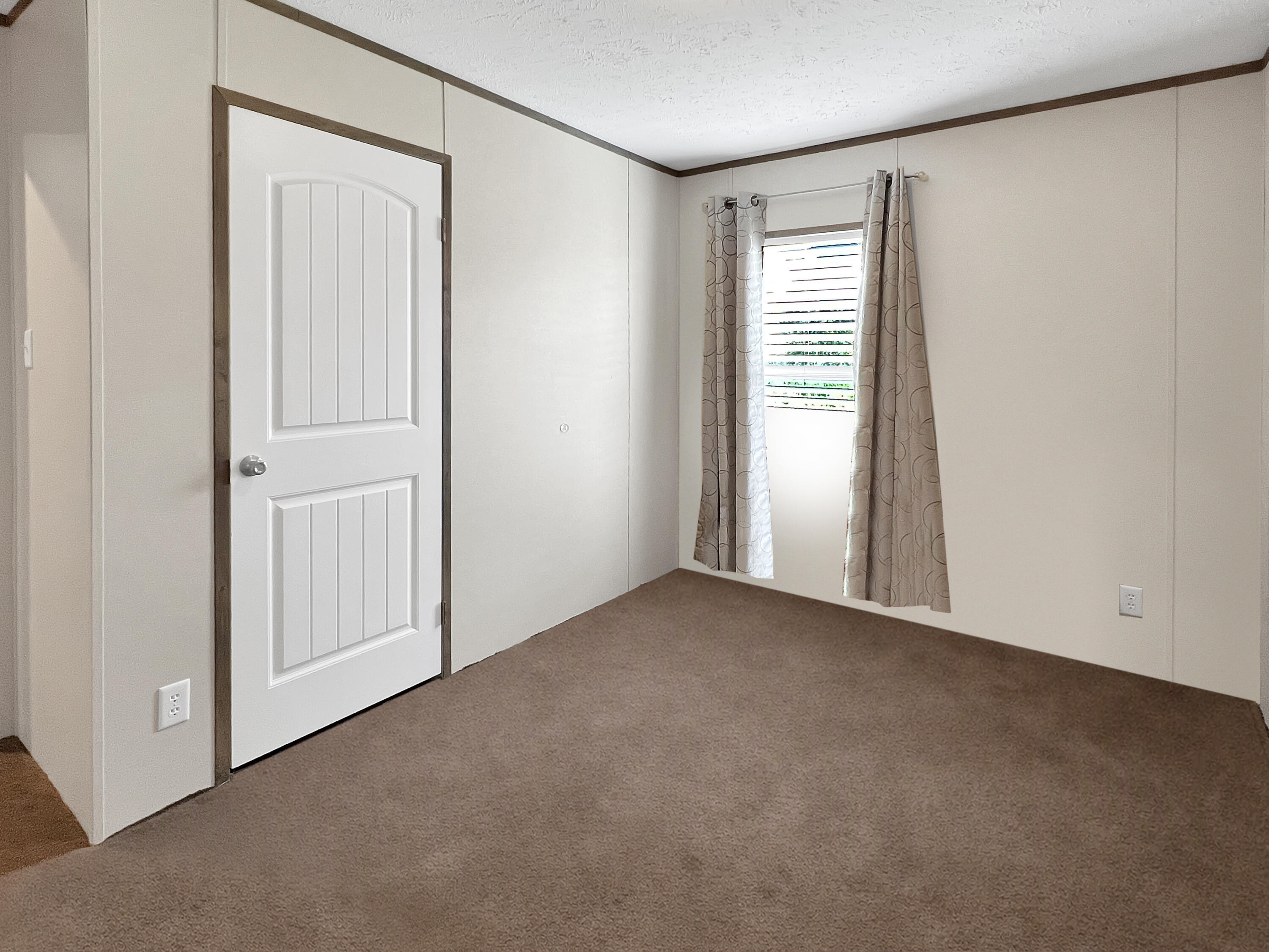 6204 Badham Drive Reevesville, SC 29471 - Photo 22 of 33 bath1