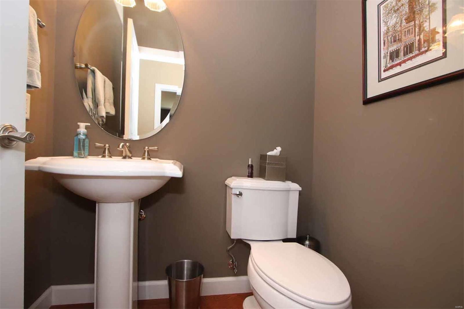 2917 Highlands Road Godfrey, IL 62035 - Photo 23 of 34 Gallery Image 23