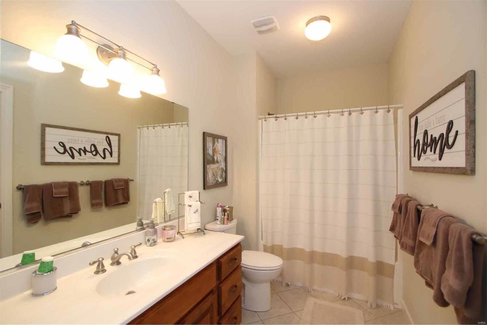 2917 Highlands Road Godfrey, IL 62035 - Photo 29 of 34 Gallery Image 29