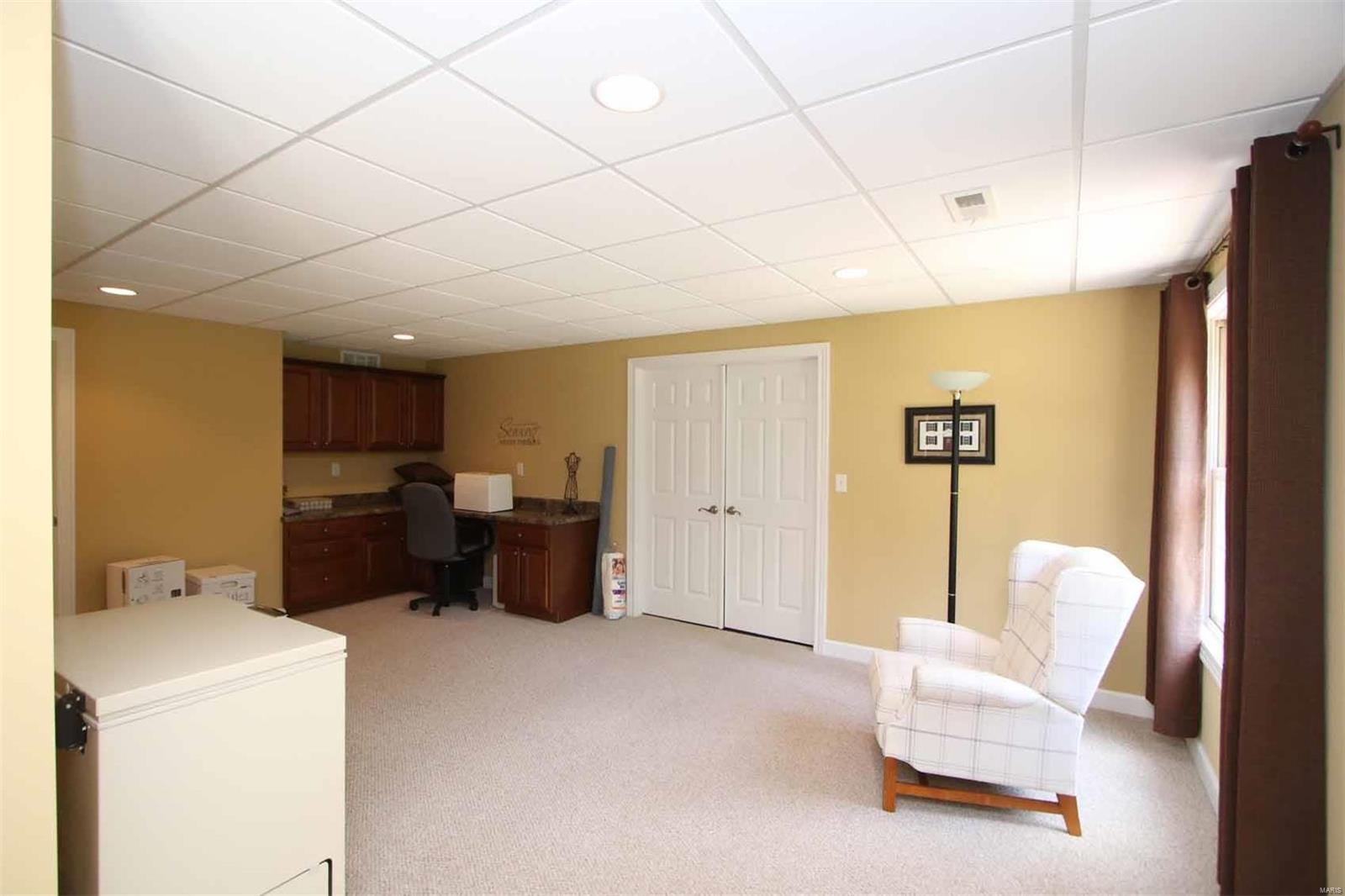 2917 Highlands Road Godfrey, IL 62035 - Photo 32 of 34 Gallery Image 32