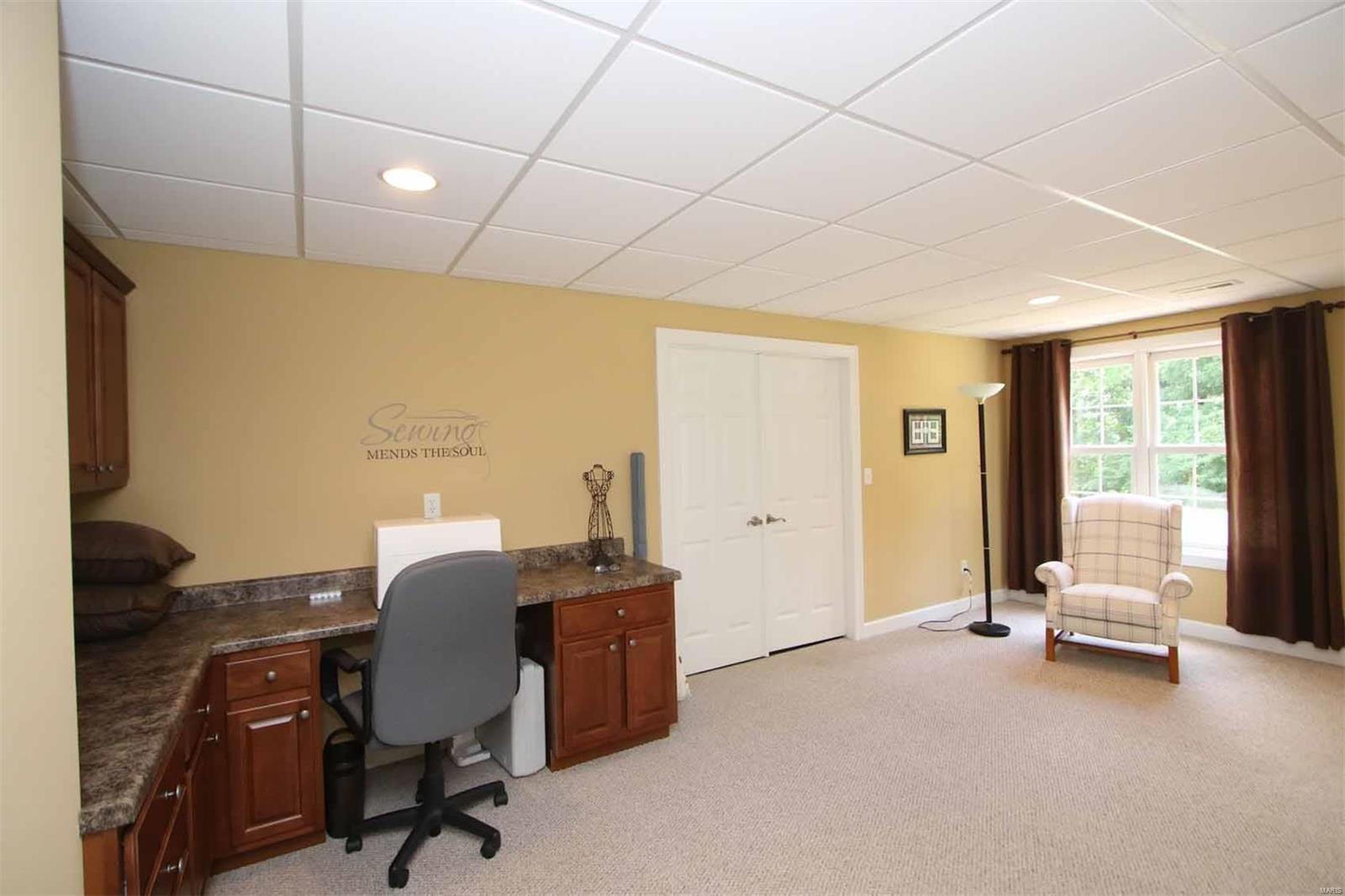 2917 Highlands Road Godfrey, IL 62035 - Photo 33 of 34 Gallery Image 33
